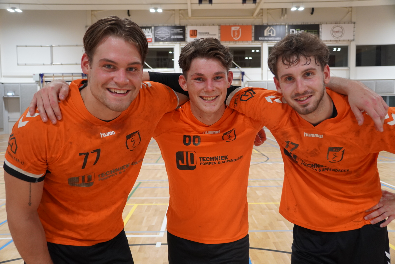 Dames 1 op zaterdagavond, heren 1 thuis tegen koploper